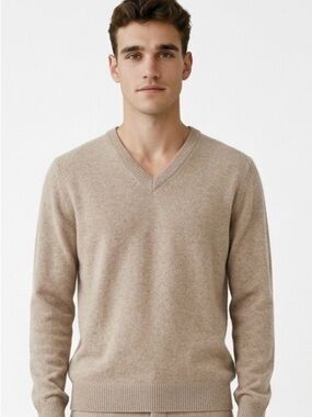 Men's V-Neck Cashmere Sweater in Beige from Italy
